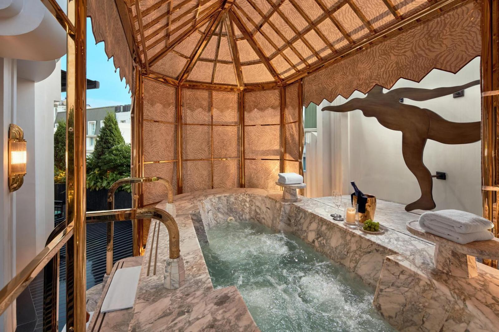 Capella Hà Nội